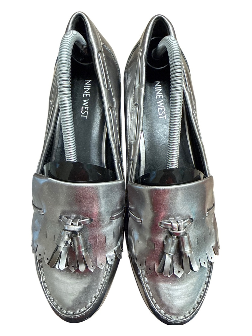 NINE WEST  JONNIEGD SILVER TASSEL LOAFERS